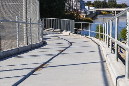 Concrete sidewalks in Honolulu, HI
